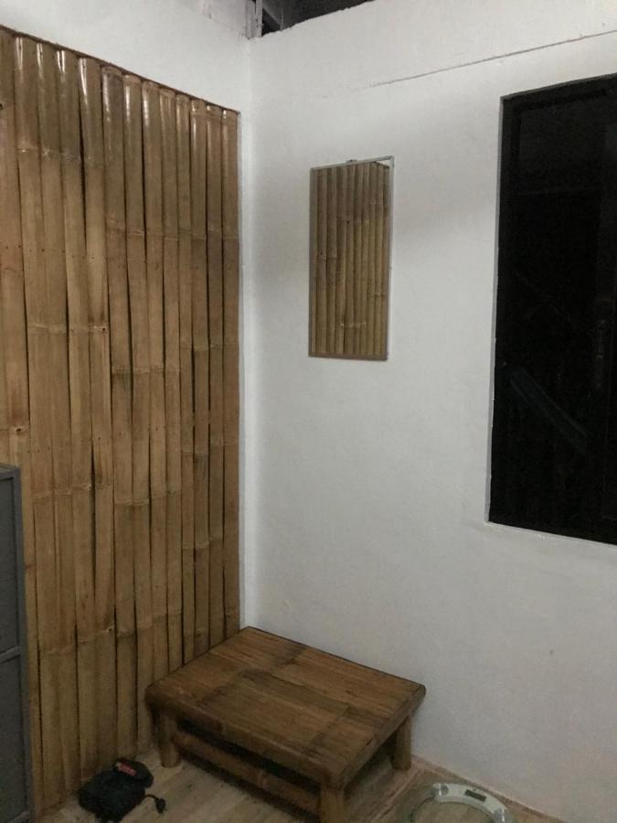 Hostel Lions Mambajao Bagian luar foto